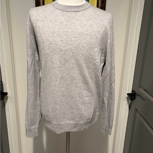 Banana Republic Other - Banana Republic Light Gray Mens Cashmere Crewneck Sweater